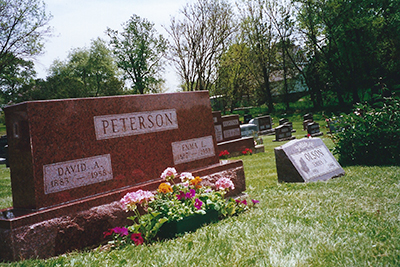 Gravesite of David and Emma Peterson